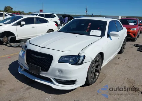 2017 Chrysler 300 300S Alloy Edition из США, поврежденный, VIN 2C3CCABG3HH664678